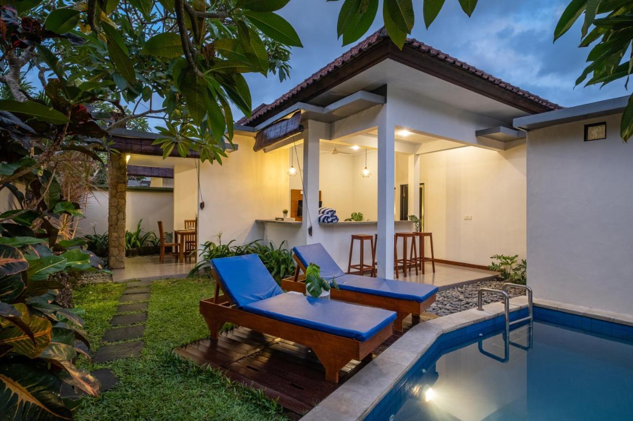 Villa Tukad Alit Seminyak  Exterior photo