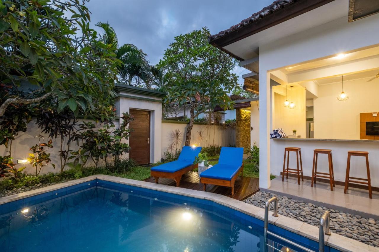 Villa Tukad Alit Seminyak  Exterior photo