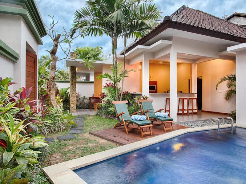 Villa Tukad Alit Seminyak  Exterior photo